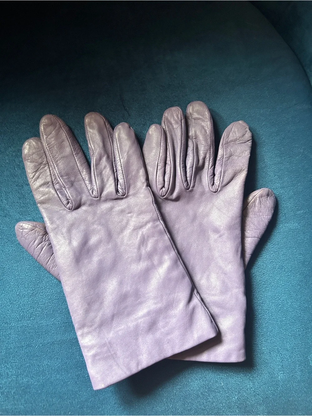 Aris Lavender Leather Women's Gloves